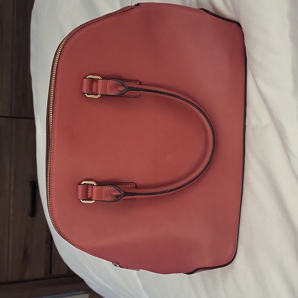 Pink handbag from a new day - Picture 5 of 13